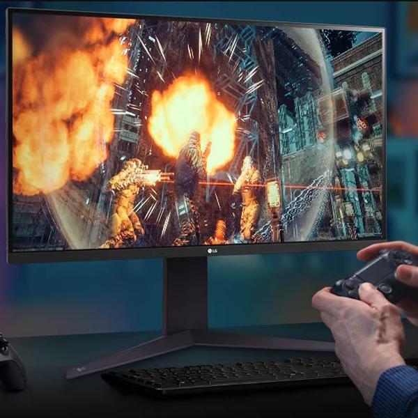 LG 32" UltraGear UHD 4K 1ms 144Hz HDR 10 Gaming Monitor with HDMI 2.1 (32GQ750-B)